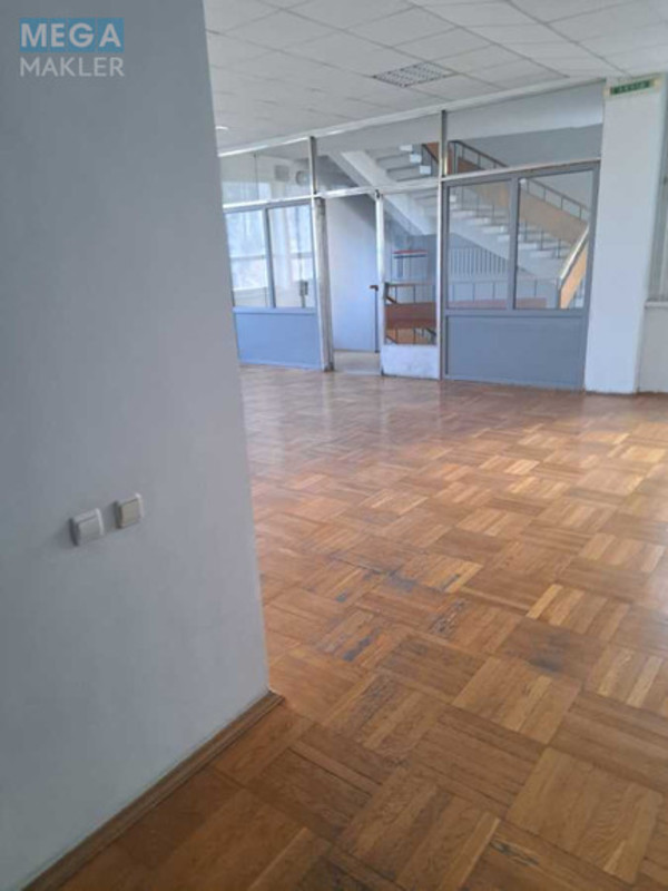 Оренда комерційної нерухомості, 43&nbsp;кв.м, под офис, <a class="location-link" href="/kiev/" title="Недвижимость Київ">Київ</a>, <a class="location-link" href="/kiev/pecherskij/" title="Недвижимость Печерський район">Печерський р-н</a>, Патріса Лумумби вул., 4/6 (изображение 4)