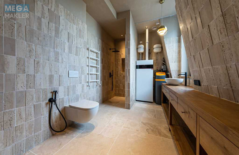 Оренда 5 кімнатної квартири, <a class="location-link" href="/kiev/" title="Недвижимость Київ">Київ</a>, <a class="location-link" href="/kiev/shevchenkovskij/" title="Недвижимость Шевченківський район">Шевченківський р-н</a>, Ярославов Вал ул., 16 (изображение 15)