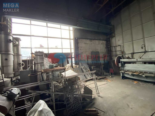 Продаж комплексу будівель та споруд, 400&nbsp;кв.м, под производство, <a class="location-link" href="/kiev/" title="Недвижимость Київ">Київ</a>, <a class="location-link" href="/kiev/darnickij/" title="Недвижимость Дарницький район">Дарницький р-н</a>, Автопаркова вул. (изображение 9)