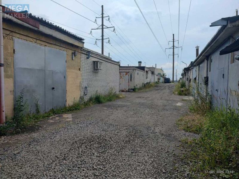 Продаж комерційної нерухомості, 132&nbsp;кв.м, <a class="location-link" href="/kiev/" title="Недвижимость Київ">Київ</a>, <a class="location-link" href="/kiev/desnyanskij/" title="Недвижимость Деснянський район">Деснянський р-н</a>, Пухівська вул., 2 (изображение 24)