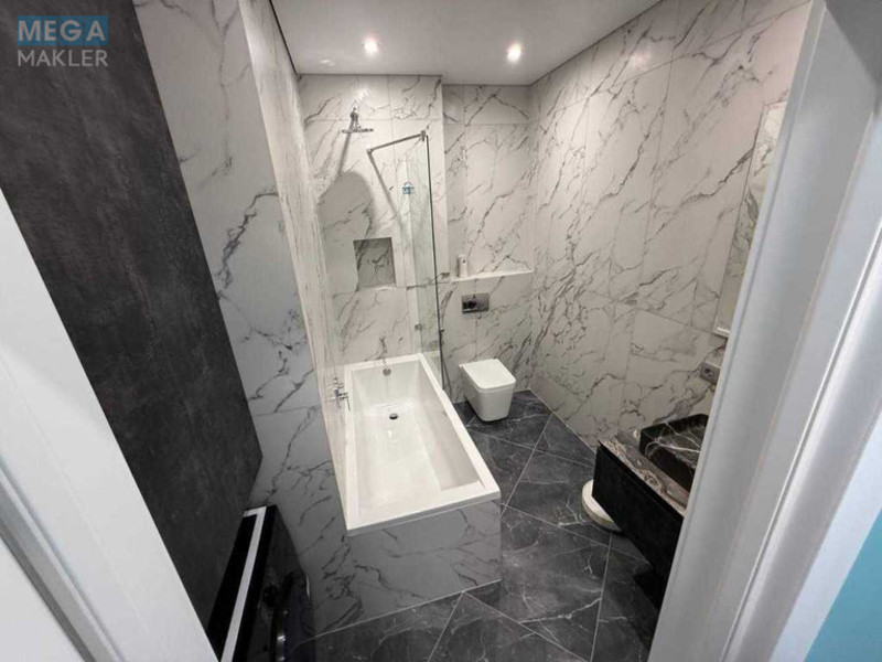 Продаж 1 кімнатної квартири (43/16/18), 10 пов. 25 пов. будинку, <a class="location-link" href="/kiev/" title="Недвижимость Київ">Київ</a>, <a class="location-link" href="/kiev/shevchenkovskij/" title="Недвижимость Шевченківський район">Шевченківський р-н</a>, Нагірна вул., 16 (изображение 20)