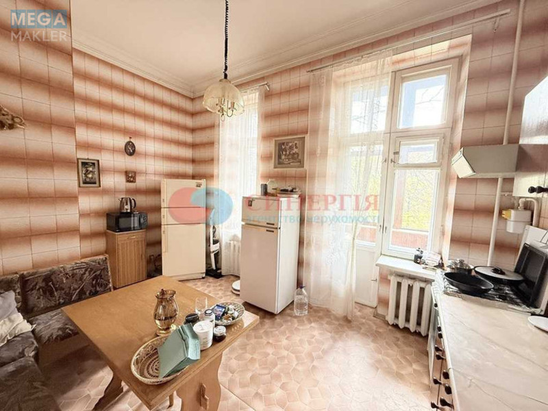 Продаж 2 кімнатної квартири (94/49/13), 2 пов. 4 пов. будинку, <a class="location-link" href="/kiev/" title="Недвижимость Київ">Київ</a>, <a class="location-link" href="/kiev/pecherskij/" title="Недвижимость Печерський район">Печерський р-н</a>, Інститутська вул., 20/8 (изображение 6)