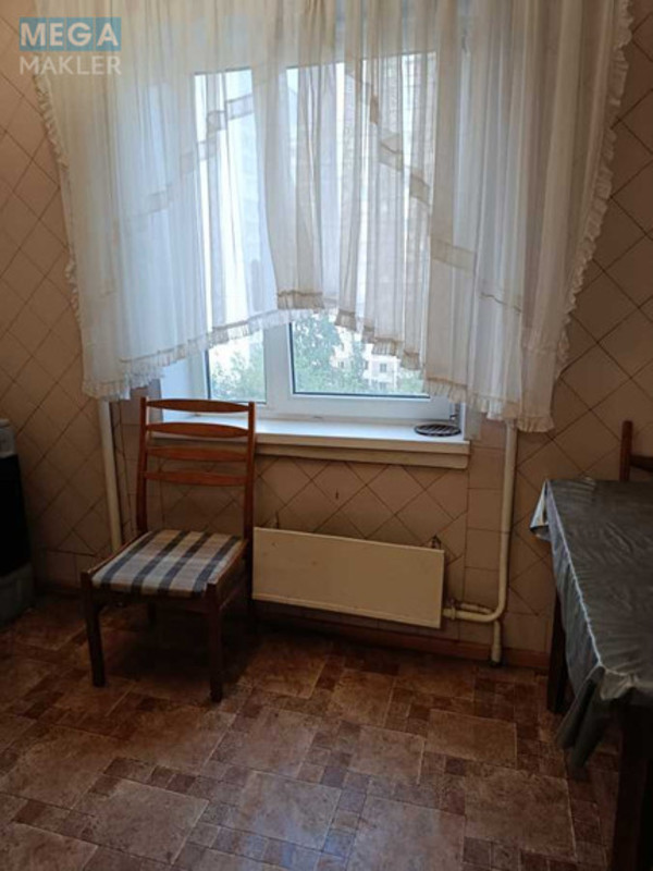 Оренда 1 кімнатної квартири, <a class="location-link" href="/kiev/" title="Недвижимость Київ">Київ</a>, <a class="location-link" href="/kiev/darnickij/" title="Недвижимость Дарницький район">Дарницький р-н</a>, Тростянецька вул., 5 (изображение 4)