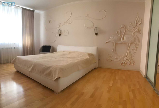 Продаж 5 кімнатної квартири (212/140/18), 24 пов. 36 пов. будинку, <a class="location-link" href="/kiev/" title="Недвижимость Київ">Київ</a>, <a class="location-link" href="/kiev/darnickij/" title="Недвижимость Дарницький район">Дарницький р-н</a>, Срібнокільська вул., 1 (изображение 4)