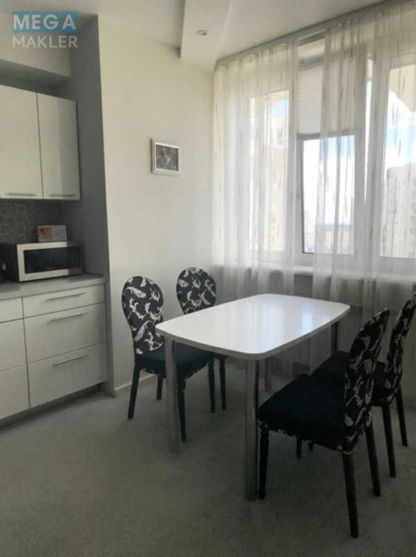 Продаж 5 кімнатної квартири (212/140/18), 24 пов. 36 пов. будинку, <a class="location-link" href="/kiev/" title="Недвижимость Київ">Київ</a>, <a class="location-link" href="/kiev/darnickij/" title="Недвижимость Дарницький район">Дарницький р-н</a>, Срібнокільська вул., 1 (изображение 7)