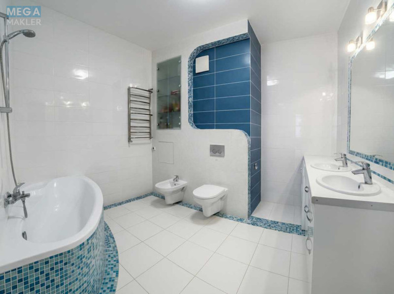 Продаж 5 кімнатної квартири (212/140/18), 24 пов. 36 пов. будинку, <a class="location-link" href="/kiev/" title="Недвижимость Київ">Київ</a>, <a class="location-link" href="/kiev/darnickij/" title="Недвижимость Дарницький район">Дарницький р-н</a>, Срібнокільська вул., 1 (изображение 8)