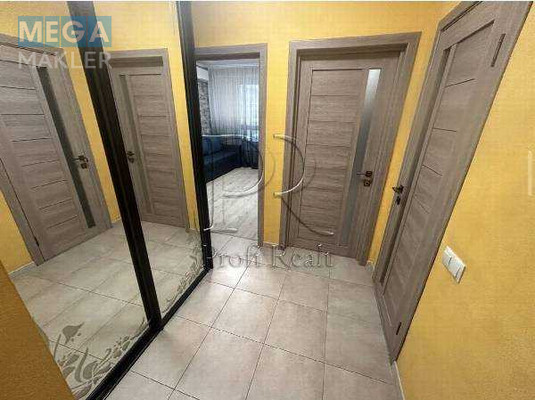 Продаж 1 кімнатної квартири (45/15/17), 5 пов. 25 пов. будинку, <a class="location-link" href="/kiev/" title="Недвижимость Київ">Київ</a>, <a class="location-link" href="/kiev/podolskij/" title="Недвижимость Подільський район">Подільський р-н</a>, Правди проспект, 43А (изображение 9)