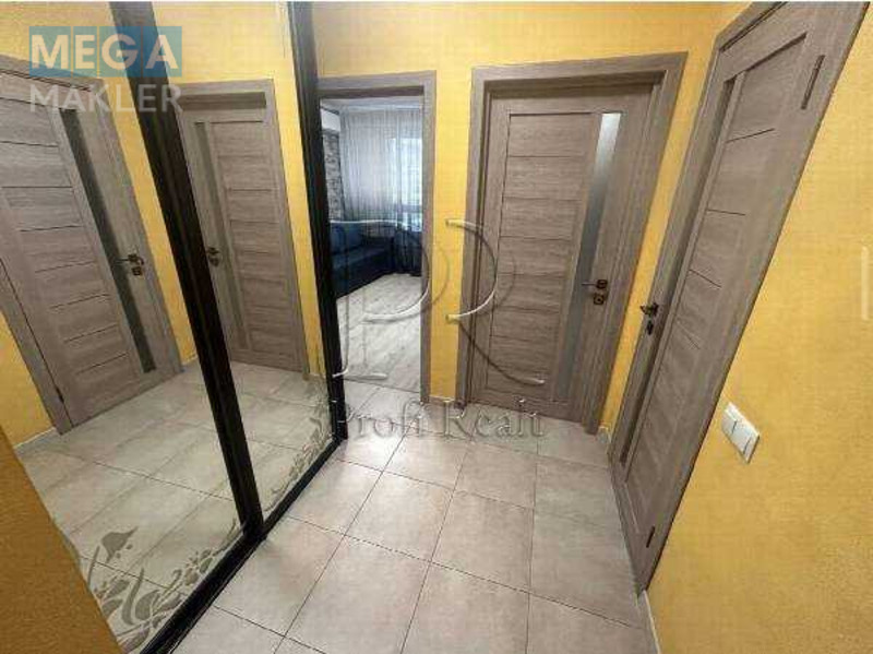 Продаж 1 кімнатної квартири (45/15/17), 5 пов. 25 пов. будинку, <a class="location-link" href="/kiev/" title="Недвижимость Київ">Київ</a>, <a class="location-link" href="/kiev/podolskij/" title="Недвижимость Подільський район">Подільський р-н</a>, Правди проспект, 43А (изображение 9)