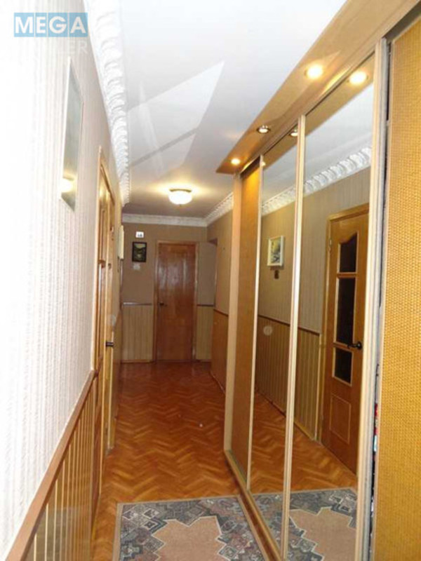 Продаж 3 кімнатної квартири (70/40/10), 4 пов. 9 пов. будинку, <a class="location-link" href="/kiev/" title="Недвижимость Київ">Київ</a>, <a class="location-link" href="/kiev/solomenskij/" title="Недвижимость Солом'янський район">Солом'янський р-н</a>, Сімї Ідзиковських вул., 25 (изображение 15)