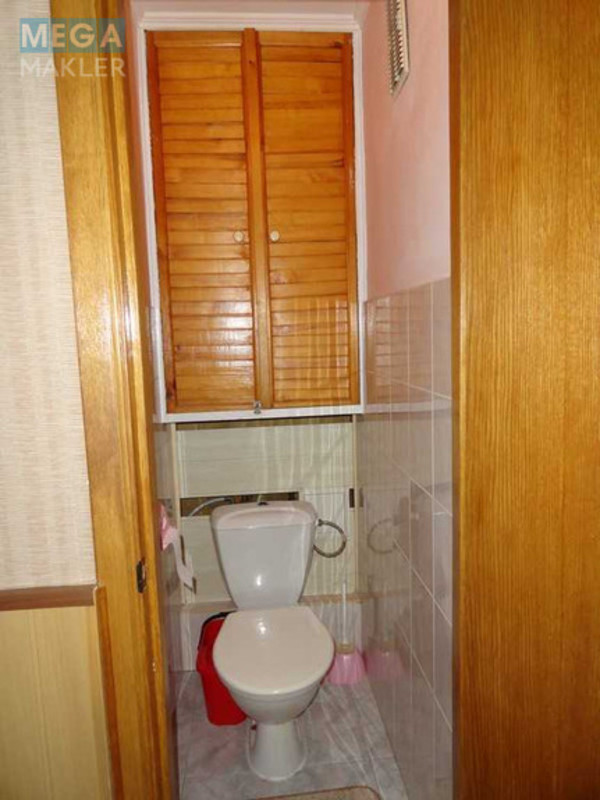 Продаж 3 кімнатної квартири (70/40/10), 4 пов. 9 пов. будинку, <a class="location-link" href="/kiev/" title="Недвижимость Київ">Київ</a>, <a class="location-link" href="/kiev/solomenskij/" title="Недвижимость Солом'янський район">Солом'янський р-н</a>, Сімї Ідзиковських вул., 25 (изображение 16)