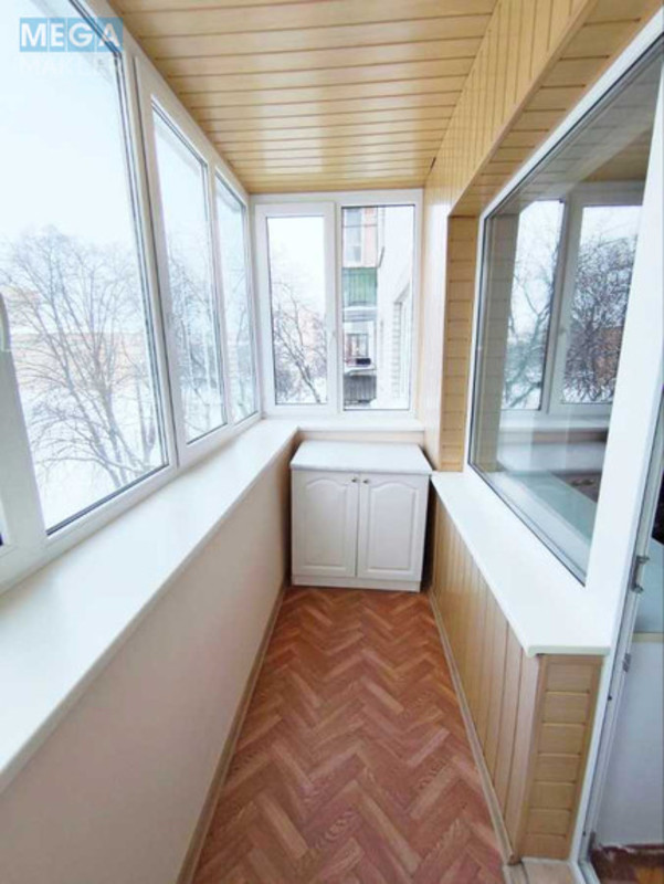 Продаж 3 кімнатної квартири (70/40/10), 4 пов. 9 пов. будинку, <a class="location-link" href="/kiev/" title="Недвижимость Київ">Київ</a>, <a class="location-link" href="/kiev/solomenskij/" title="Недвижимость Солом'янський район">Солом'янський р-н</a>, Сімї Ідзиковських вул., 25 (изображение 18)