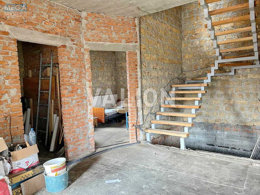 Продаж дома, 2&nbsp;поверху, 227&nbsp;кв.м, 4&nbsp;кімнати, ділянка 9&nbsp;соток, <a class="location-link" href="/kiev/" title="Недвижимость Київ">Київ</a>, <a class="location-link" href="/kiev/darnickij/" title="Недвижимость Дарницький район">Дарницький р-н</a>, Орхідейна вул. (изображение 3)