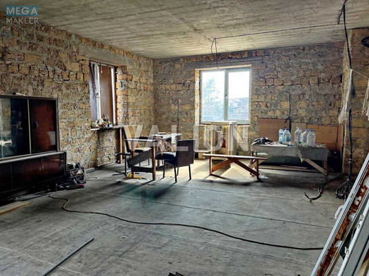 Продаж дома, 2&nbsp;поверху, 227&nbsp;кв.м, 4&nbsp;кімнати, ділянка 9&nbsp;соток, <a class="location-link" href="/kiev/" title="Недвижимость Київ">Київ</a>, <a class="location-link" href="/kiev/darnickij/" title="Недвижимость Дарницький район">Дарницький р-н</a>, Орхідейна вул. (изображение 4)