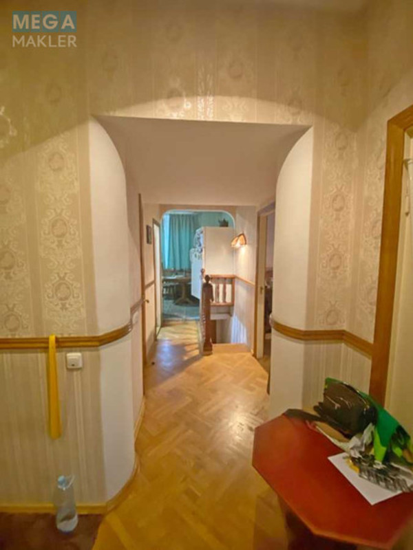 Продаж 3 кімнатної квартири (81/49,9/8,5), 1 пов. 4 пов. будинку, <a class="location-link" href="/kiev/" title="Недвижимость Київ">Київ</a>, <a class="location-link" href="/kiev/solomenskij/" title="Недвижимость Солом'янський район">Солом'янський р-н</a>, Очаківська вул., 8 (изображение 15)