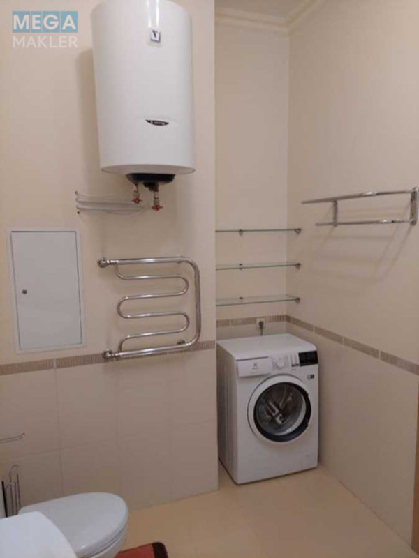 Оренда 1 кімнатної квартири, <a class="location-link" href="/kiev/" title="Недвижимость Київ">Київ</a>, <a class="location-link" href="/kiev/solomenskij/" title="Недвижимость Солом'янський район">Солом'янський р-н</a>, Генерала Шаповала вул., 2 (изображение 8)