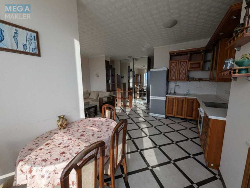 Продаж 5 кімнатної квартири (102/63/13), 9 пов. 10 пов. будинку, <a class="location-link" href="/petropavlovskaya-borshagovka/" title="Недвижимость Петропавлівська Борщагівка">Петропавлівська Борщагівка</a>, Миру, 9 (изображение 6)