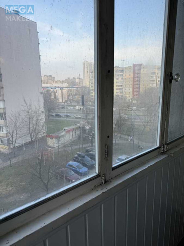 Оренда 2 кімнатної квартири, <a class="location-link" href="/kiev/" title="Недвижимость Київ">Київ</a>, <a class="location-link" href="/kiev/darnickij/" title="Недвижимость Дарницький район">Дарницький р-н</a>, Ревуцкого ул., 19/1 (изображение 9)