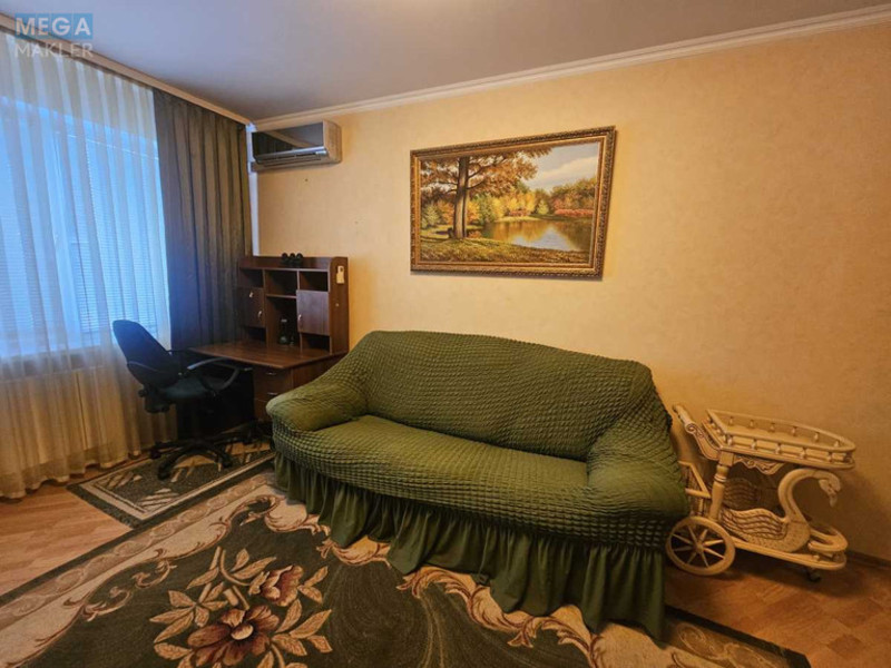 Оренда 2 кімнатної квартири, <a class="location-link" href="/kiev/" title="Недвижимость Київ">Київ</a>, <a class="location-link" href="/kiev/darnickij/" title="Недвижимость Дарницький район">Дарницький р-н</a>, Євгена Харченка вул., 45 (изображение 2)