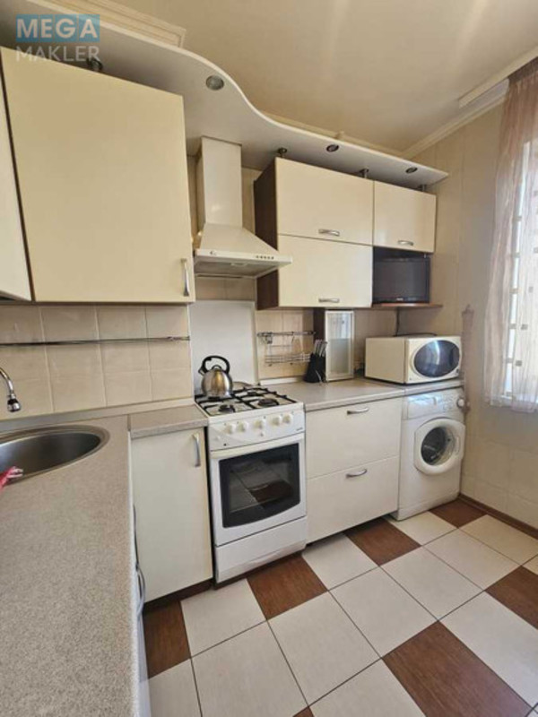 Оренда 2 кімнатної квартири, <a class="location-link" href="/kiev/" title="Недвижимость Київ">Київ</a>, <a class="location-link" href="/kiev/darnickij/" title="Недвижимость Дарницький район">Дарницький р-н</a>, Євгена Харченка вул., 45 (изображение 9)