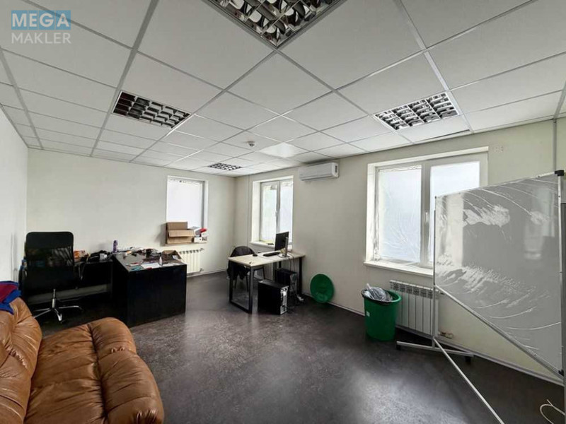 Продаж окремої будівлі/побудови, 470,60&nbsp;кв.м, <a class="location-link" href="/kiev/" title="Недвижимость Київ">Київ</a>, <a class="location-link" href="/kiev/shevchenkovskij/" title="Недвижимость Шевченківський район">Шевченківський р-н</a>, Тропинина ул., 4Б (изображение 17)