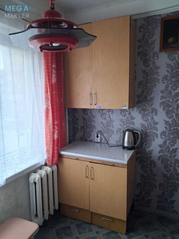 Оренда 2 кімнатної квартири, <a class="location-link" href="/kiev/" title="Недвижимость Київ">Київ</a>, <a class="location-link" href="/kiev/dneprovskij/" title="Недвижимость Дніпровський район">Дніпровський р-н</a>, Краківська вул., 10 (изображение 2)