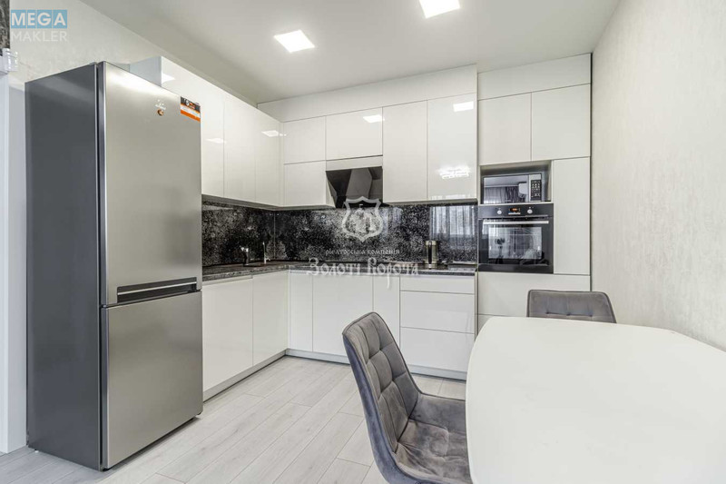 Продаж 1 кімнатної квартири (53,5/15/22,5), 28 пов. 34 пов. будинку, <a class="location-link" href="/kiev/" title="Недвижимость Київ">Київ</a>, <a class="location-link" href="/kiev/shevchenkovskij/" title="Недвижимость Шевченківський район">Шевченківський р-н</a>, Берестейський просп., 5в (изображение 9)