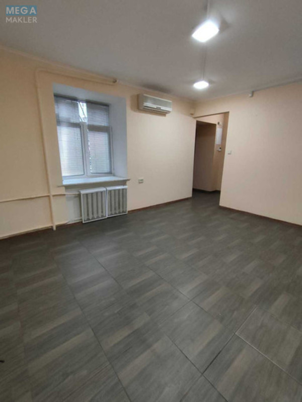 Оренда комерційної нерухомості, 36&nbsp;кв.м, под офис, <a class="location-link" href="/kiev/" title="Недвижимость Київ">Київ</a>, <a class="location-link" href="/kiev/shevchenkovskij/" title="Недвижимость Шевченківський район">Шевченківський р-н</a>, Прорізна вул., 3 (изображение 3)