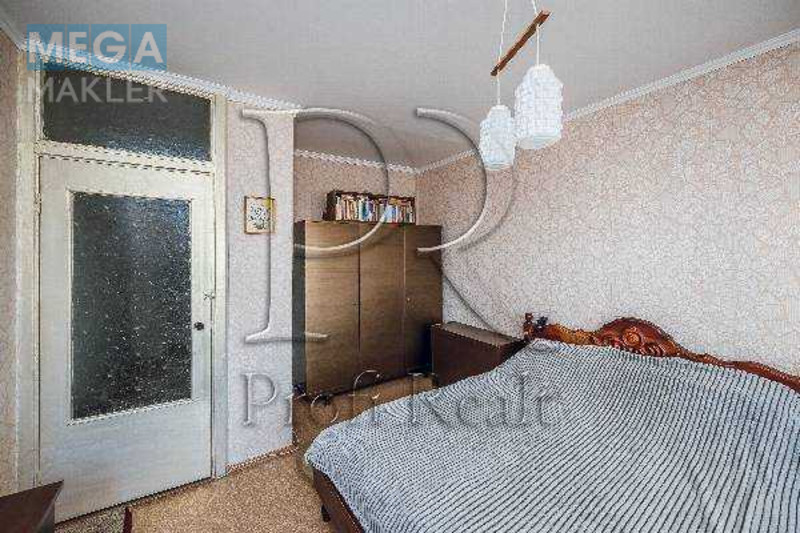 Продаж 3 кімнатної квартири (82/44/9), 10 пов. 16 пов. будинку, <a class="location-link" href="/kiev/" title="Недвижимость Київ">Київ</a>, <a class="location-link" href="/kiev/svyatoshinskij/" title="Недвижимость Святошинський район">Святошинський р-н</a>, Підлісна вулиця, 2 (изображение 5)