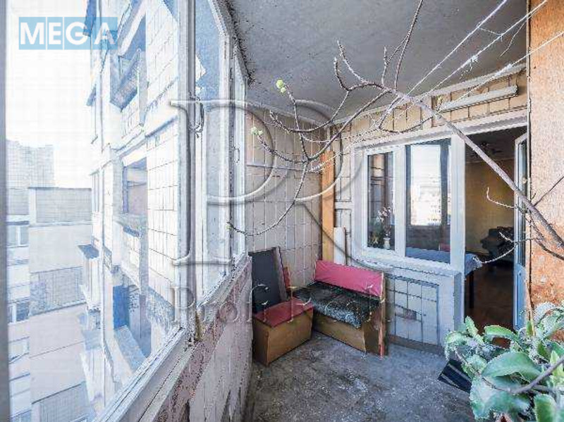 Продаж 3 кімнатної квартири (82/44/9), 10 пов. 16 пов. будинку, <a class="location-link" href="/kiev/" title="Недвижимость Київ">Київ</a>, <a class="location-link" href="/kiev/svyatoshinskij/" title="Недвижимость Святошинський район">Святошинський р-н</a>, Підлісна вулиця, 2 (изображение 13)