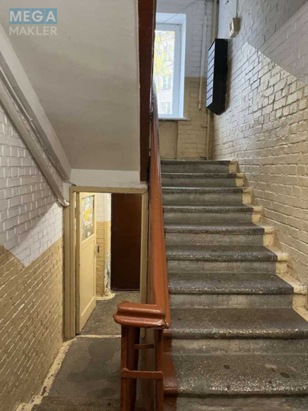 Продаж 1 кімнатної квартири (15/5/?), 2 пов. 5 пов. будинку, <a class="location-link" href="/kiev/" title="Недвижимость Київ">Київ</a>, <a class="location-link" href="/kiev/shevchenkovskij/" title="Недвижимость Шевченківський район">Шевченківський р-н</a>, Дегтярівська вул., 55 (изображение 10)