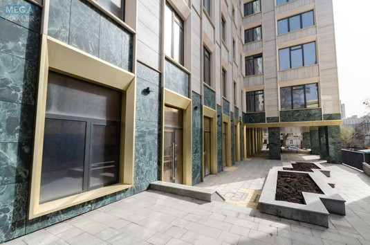 Продаж комерційної нерухомості, 125&nbsp;кв.м, под офис, <a class="location-link" href="/kiev/" title="Недвижимость Київ">Київ</a>, <a class="location-link" href="/kiev/goloseevskij/" title="Недвижимость Голосіївський район">Голосіївський р-н</a>, Володимирська вул., 86а (изображение 2)