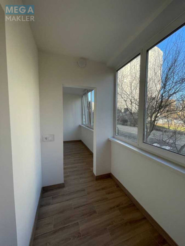 Продаж 1 кімнатної квартири (47,6/18/10), 1 пов. 16 пов. будинку, <a class="location-link" href="/kiev/" title="Недвижимость Київ">Київ</a>, <a class="location-link" href="/kiev/darnickij/" title="Недвижимость Дарницький район">Дарницький р-н</a>, Михайла Драгоманова вул., 12а (изображение 3)