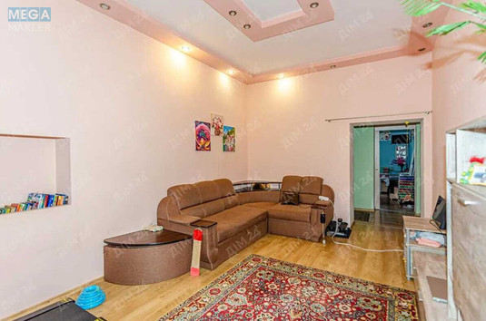 Продаж 3 кімнатної квартири (80/39/12,2), 1 пов. 2 пов. будинку, <a class="location-link" href="/poltava/" title="Недвижимость Полтава">Полтава</a>, <a class="location-link" href="/poltava/kievskij/" title="Недвижимость Київський район">Київський р-н</a>, Шевченка, 11 (изображение 2)