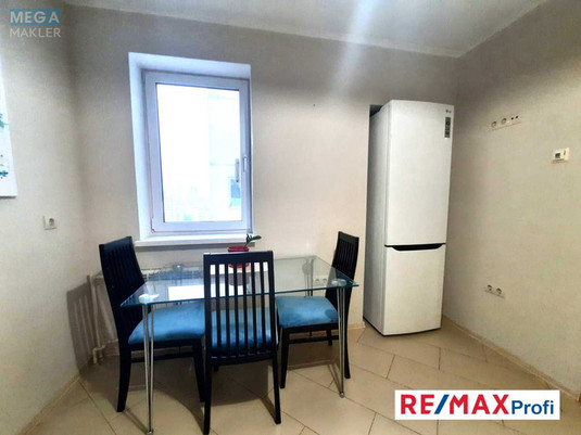 Продаж 3 кімнатної квартири (79/44/8), 16 пов. 17 пов. будинку, <a class="location-link" href="/kiev/" title="Недвижимость Київ">Київ</a>, <a class="location-link" href="/kiev/solomenskij/" title="Недвижимость Солом'янський район">Солом'янський р-н</a>, Кадетський Гай вул., 7 (изображение 14)