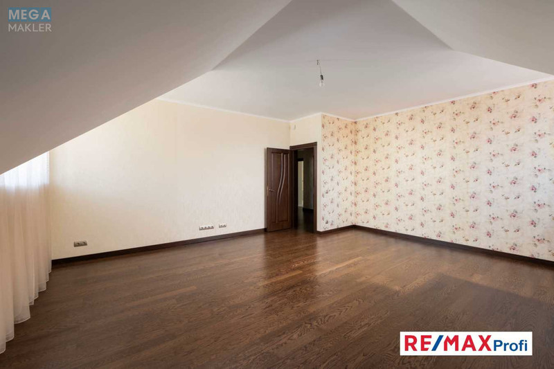 Продаж дома, 2&nbsp;поверху, 260&nbsp;кв.м, 5&nbsp;кімнат, ділянка 12&nbsp;соток, <a class="location-link" href="/hotov/" title="Недвижимость Хотів">Хотів</a>, Олександра Невского (изображение 17)