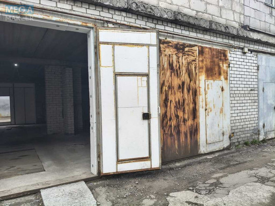 Оренда комерційної нерухомості, 288&nbsp;кв.м, <a class="location-link" href="/kiev/" title="Недвижимость Київ">Київ</a>, <a class="location-link" href="/kiev/desnyanskij/" title="Недвижимость Деснянський район">Деснянський р-н</a>, Пухівська вул., 2 (изображение 11)