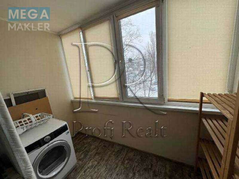 Продаж 2 кімнатної квартири (47/28/8), 3 пов. 9 пов. будинку, <a class="location-link" href="/kiev/" title="Недвижимость Київ">Київ</a>, <a class="location-link" href="/kiev/dneprovskij/" title="Недвижимость Дніпровський район">Дніпровський р-н</a>, Тичини Павла проспект, 22А (изображение 9)