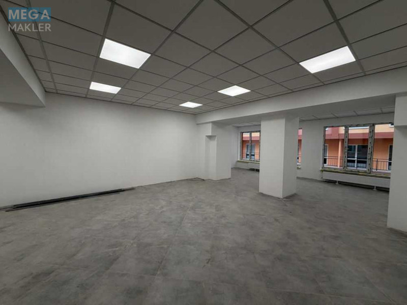 Продаж комерційної нерухомості, 62&nbsp;кв.м, под офис, <a class="location-link" href="/kiev/" title="Недвижимость Київ">Київ</a>, <a class="location-link" href="/kiev/podolskij/" title="Недвижимость Подільський район">Подільський р-н</a>, Глубочицкая ул., 17 (изображение 3)
