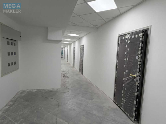 Продаж комерційної нерухомості, 62&nbsp;кв.м, под офис, <a class="location-link" href="/kiev/" title="Недвижимость Київ">Київ</a>, <a class="location-link" href="/kiev/podolskij/" title="Недвижимость Подільський район">Подільський р-н</a>, Глубочицкая ул., 17 (изображение 5)