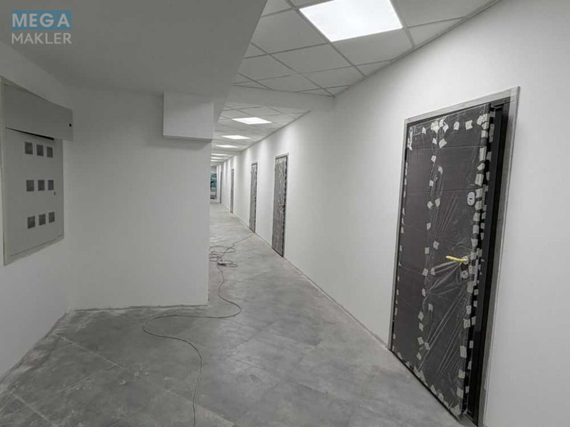 Продаж комерційної нерухомості, 62&nbsp;кв.м, под офис, <a class="location-link" href="/kiev/" title="Недвижимость Київ">Київ</a>, <a class="location-link" href="/kiev/podolskij/" title="Недвижимость Подільський район">Подільський р-н</a>, Глубочицкая ул., 17 (изображение 5)