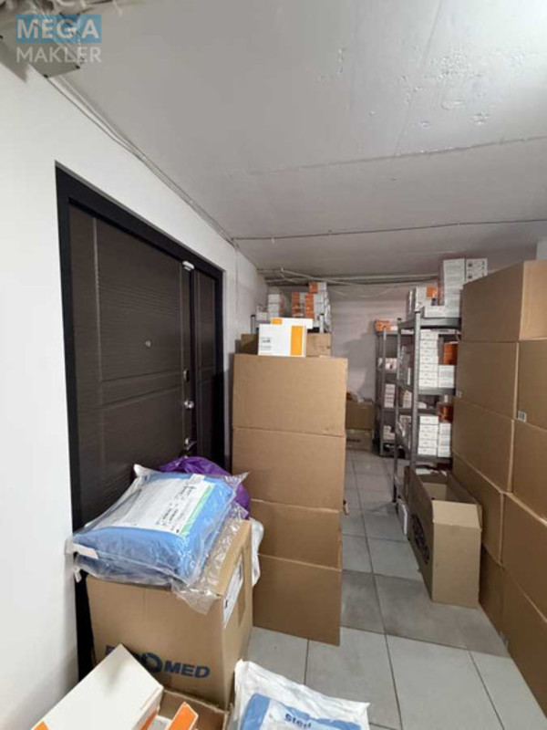 Продаж комерційної нерухомості, 76&nbsp;кв.м, под офис, <a class="location-link" href="/kiev/" title="Недвижимость Київ">Київ</a>, <a class="location-link" href="/kiev/shevchenkovskij/" title="Недвижимость Шевченківський район">Шевченківський р-н</a>, Глубочицкая ул., 40 (изображение 5)