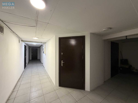 Продаж комерційної нерухомості, 76&nbsp;кв.м, под офис, <a class="location-link" href="/kiev/" title="Недвижимость Київ">Київ</a>, <a class="location-link" href="/kiev/shevchenkovskij/" title="Недвижимость Шевченківський район">Шевченківський р-н</a>, Глубочицкая ул., 40 (изображение 7)