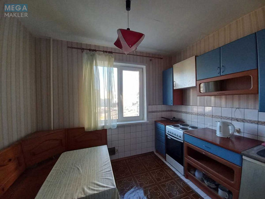 Оренда кімнати (підселення), <a class="location-link" href="/kiev/" title="Недвижимость Київ">Київ</a>, <a class="location-link" href="/kiev/darnickij/" title="Недвижимость Дарницький район">Дарницький р-н</a>, Анни Ахматової вул., 19 (изображение 5)