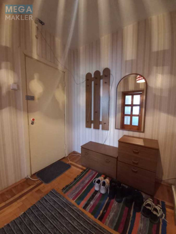 Оренда кімнати (підселення), <a class="location-link" href="/kiev/" title="Недвижимость Київ">Київ</a>, <a class="location-link" href="/kiev/darnickij/" title="Недвижимость Дарницький район">Дарницький р-н</a>, Анни Ахматової вул., 19 (изображение 6)