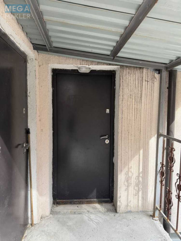 Продаж комерційної нерухомості, 130&nbsp;кв.м, под офис, <a class="location-link" href="/kiev/" title="Недвижимость Київ">Київ</a>, <a class="location-link" href="/kiev/shevchenkovskij/" title="Недвижимость Шевченківський район">Шевченківський р-н</a>, Глубочицкая ул., 40 (изображение 8)