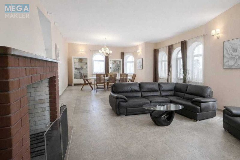 Продаж дома, 2&nbsp;поверху, 390&nbsp;кв.м, 5&nbsp;кімнат, ділянка 32&nbsp;сотки, <a class="location-link" href="/lyubimovka-selo-kv-kievo-svyatoshinskij-rajon/" title="Недвижимость Любимівка">Любимівка</a>, Лісна (изображение 5)