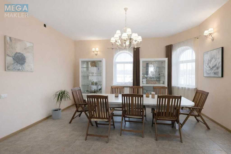 Продаж дома, 2&nbsp;поверху, 390&nbsp;кв.м, 5&nbsp;кімнат, ділянка 32&nbsp;сотки, <a class="location-link" href="/lyubimovka-selo-kv-kievo-svyatoshinskij-rajon/" title="Недвижимость Любимівка">Любимівка</a>, Лісна (изображение 7)