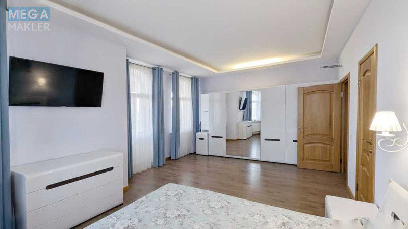 Продаж дома, 2&nbsp;поверху, 390&nbsp;кв.м, 5&nbsp;кімнат, ділянка 32&nbsp;сотки, <a class="location-link" href="/lyubimovka-selo-kv-kievo-svyatoshinskij-rajon/" title="Недвижимость Любимівка">Любимівка</a>, Лісна (изображение 12)