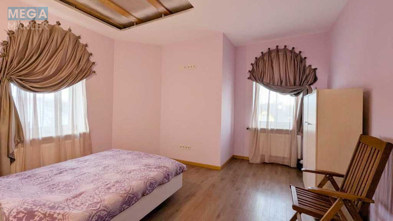 Продаж дома, 2&nbsp;поверху, 390&nbsp;кв.м, 5&nbsp;кімнат, ділянка 32&nbsp;сотки, <a class="location-link" href="/lyubimovka-selo-kv-kievo-svyatoshinskij-rajon/" title="Недвижимость Любимівка">Любимівка</a>, Лісна (изображение 13)