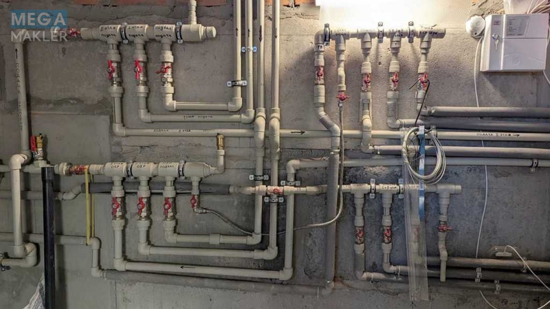 Продаж дома, 2&nbsp;поверху, 390&nbsp;кв.м, 5&nbsp;кімнат, ділянка 32&nbsp;сотки, <a class="location-link" href="/lyubimovka-selo-kv-kievo-svyatoshinskij-rajon/" title="Недвижимость Любимівка">Любимівка</a>, Лісна (изображение 16)